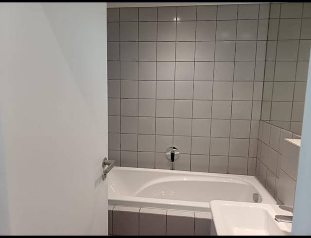 2 BEDROOM PROPERTY TO RENT IN HEATHER PARK